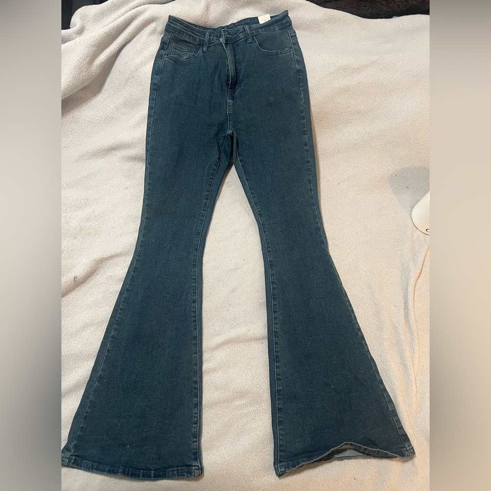 SHEIN Dark Blue Flare Jeans